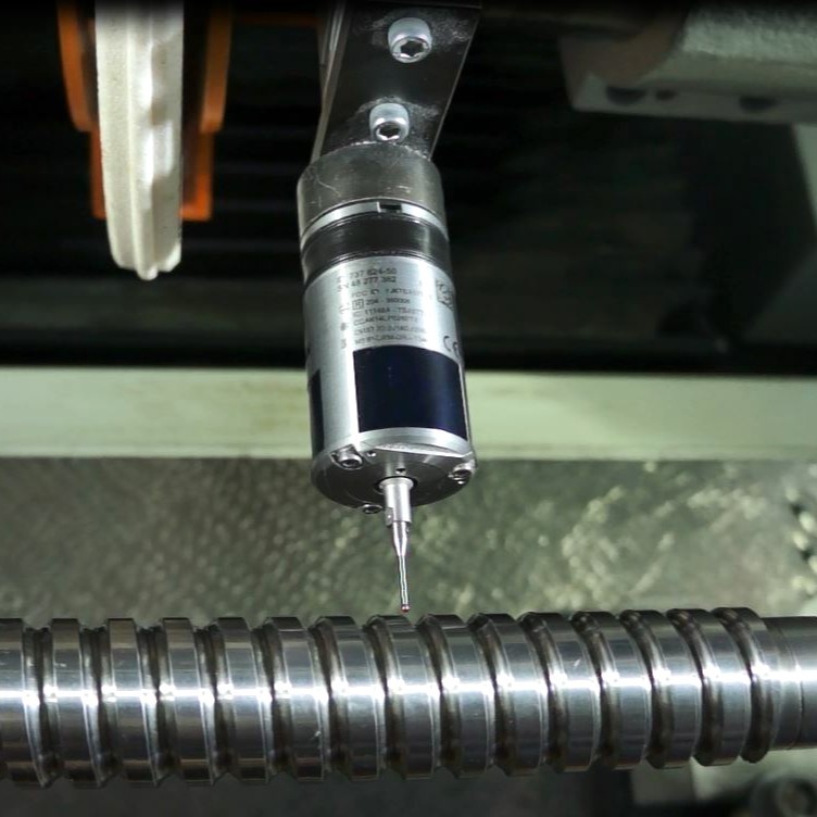 Резьбошлифовальный станок с ЧПУ SMG360TF3 изображение