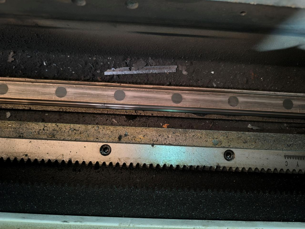 статья рук-во по эксплуатации лазерного станка_рис2..jpg