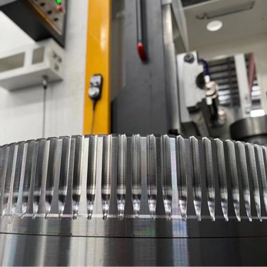 Зубофрезерный станок с ЧПУ ZF400 СNC изображение